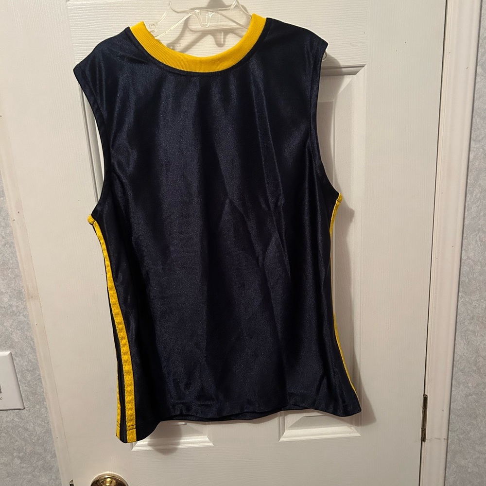 Boys plain basketball jersey